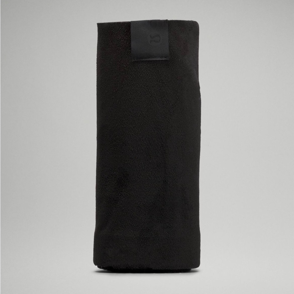 lululemon workout towel! *brand new*